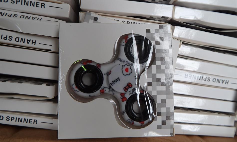 2017-8-11-1015foto 18 fidget spinner.JPG